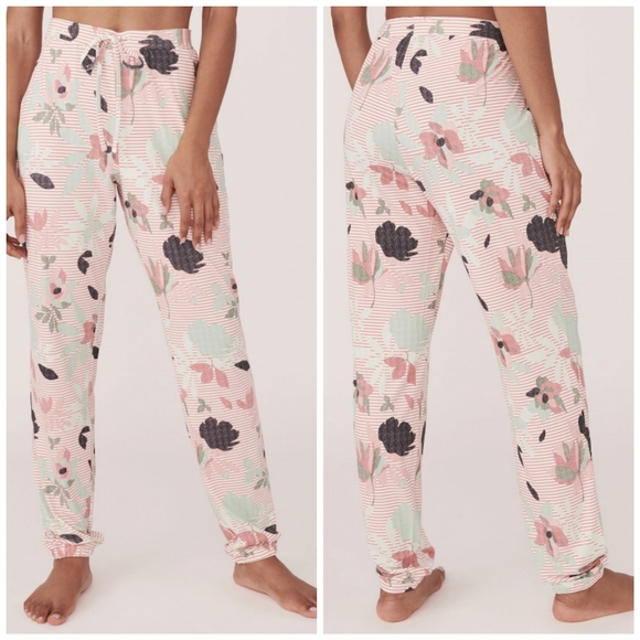 NEW La Vie En Rose Super Soft Floral Bottoms, S